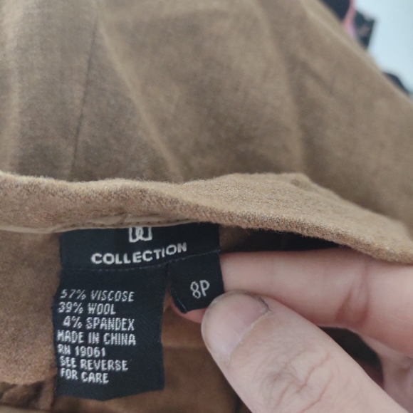 Women's DD Collection Camel/Tan Wool blend Lightweight Pants Size 8P - Picture 3 of 4